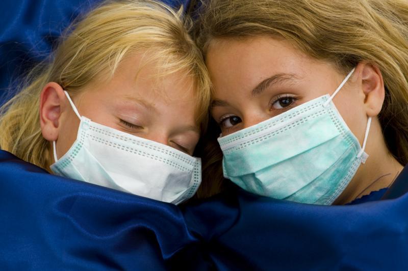 Lo que necesita beber con la infección por rotavirus del niño. Causas de la infección por rotavirus en niños. Los p