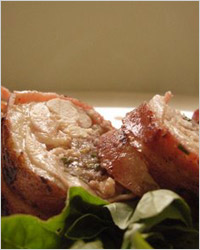Um prato de pernas de frango. Receitas De Pernil De Frango
