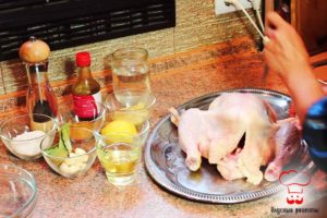 Cómo cocinar pollo asado en casa al horno. Pollo a la plancha en el horno: recetas de cocina.