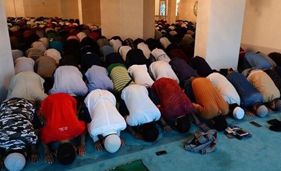25 gusanos uraz. Uraza Bayram - santo, yake completará el sagrado Ramadán