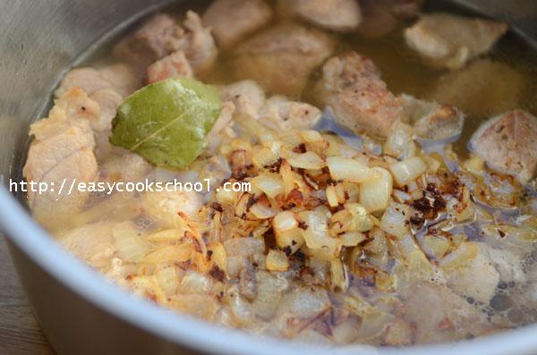 Receta De Guisado De Cerdo. Guiso de cerdo con patatas.
