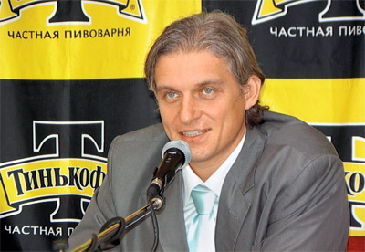 Як зняти гроші з кредитної картки Тіньькофф. Поповнення за допомогою кредитної картки банку Тінькофф