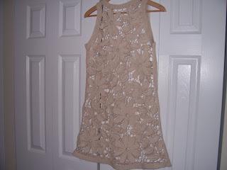 Corbata con agujas de punto para mujer. Camiseta de verano de ganchillo