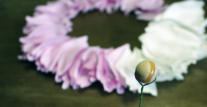 Flores espumiranas para patrones topiarios. El tulipán de espuma. Lily de foamirana.