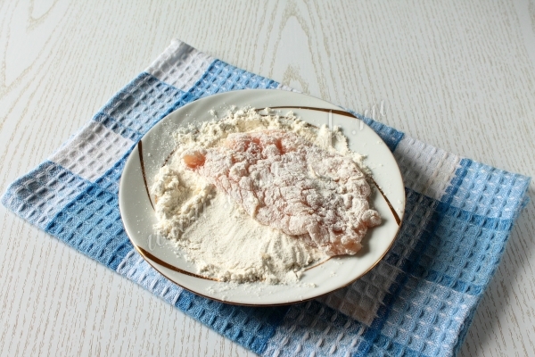 Шніцель з курки. Як приготувати шніцель з курячої грудки.
