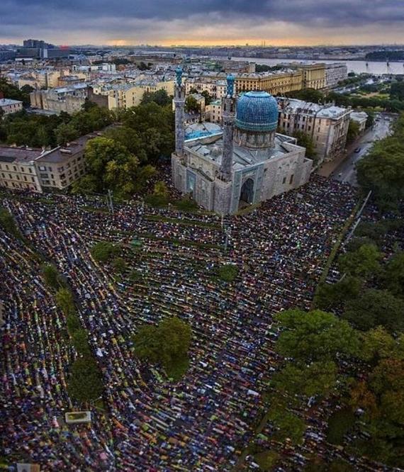 25 gusanos uraz. Uraza Bayram - santo, yake completará el sagrado Ramadán
