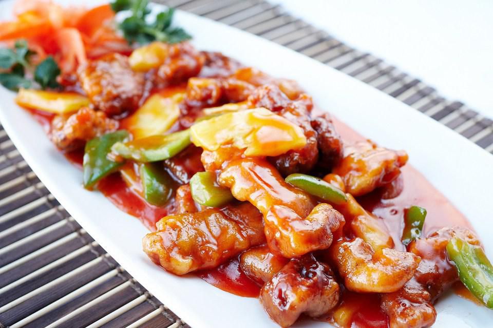 Cómo cocinar la salsa con patatas. Preparación de carne y salsa de patata: instrucciones detalladas.